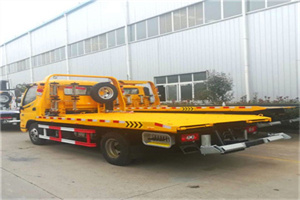 海宁附近拖车救援搭电